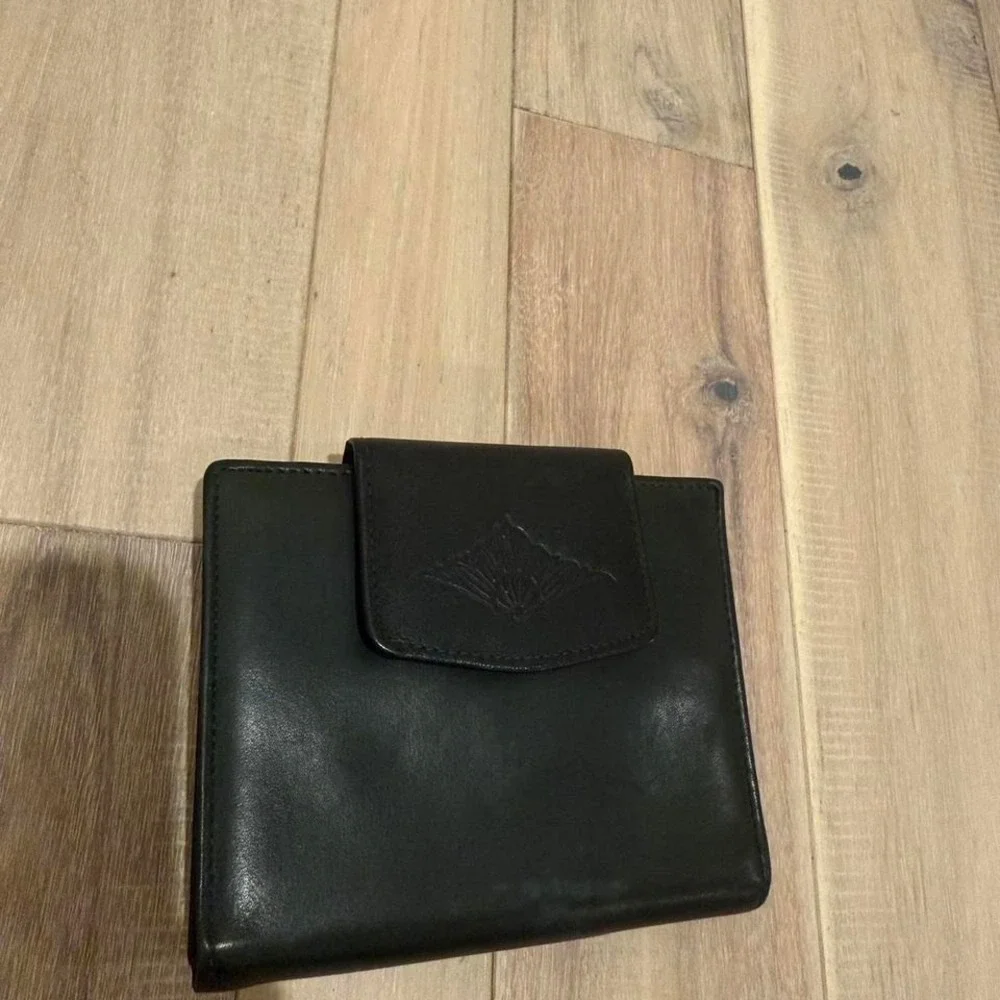 Buxton black leather wallet with coin pocket
